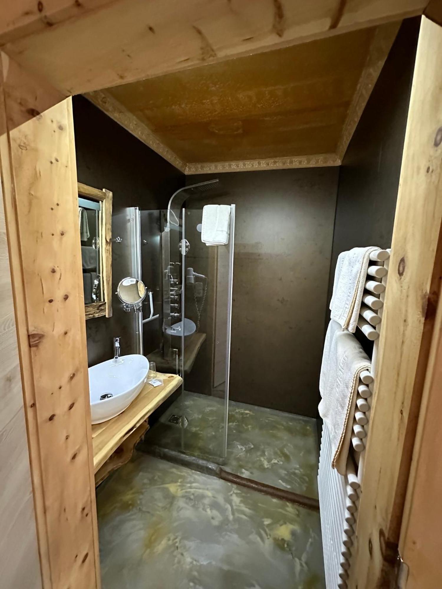 Gasthof Zum Loewen Aschau Im Zillertal Dış mekan fotoğraf